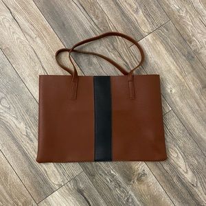 NWOT Bag- can hold laptop/tablet